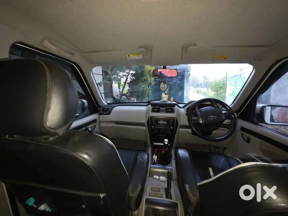 Mahindra Scorpio S8 2.2