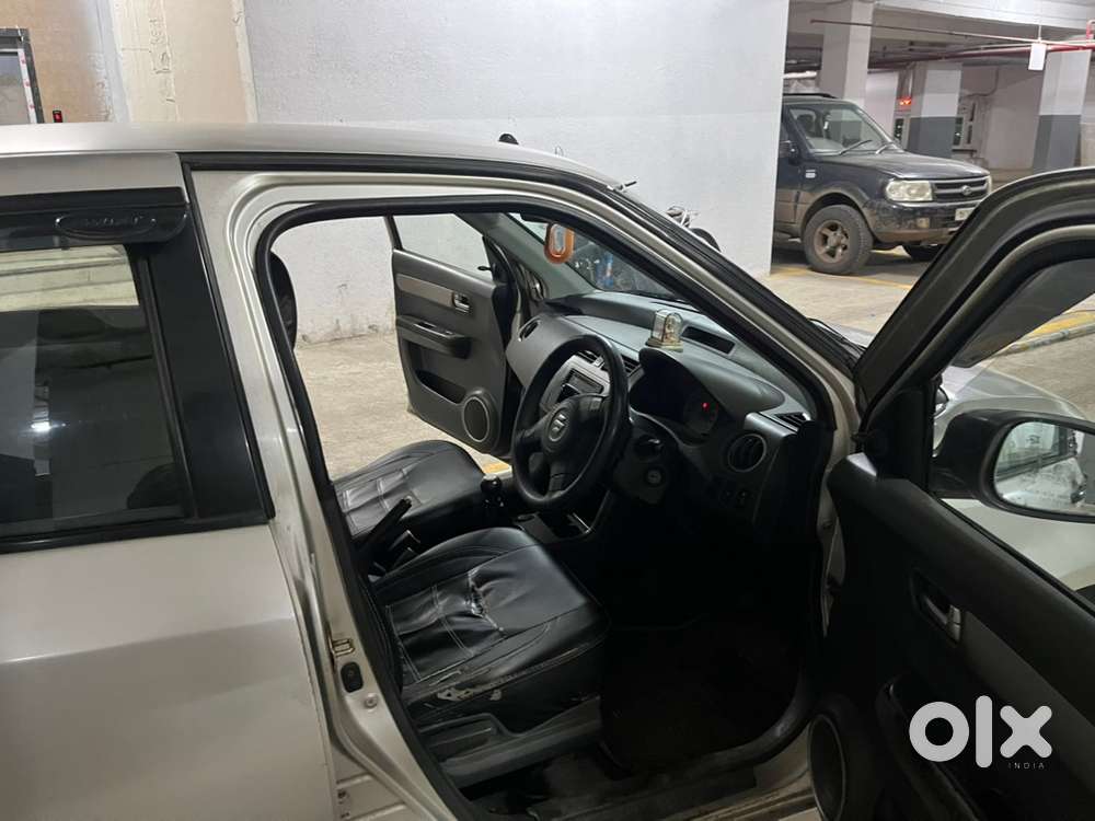 Swift Vxi Petrol 2004
