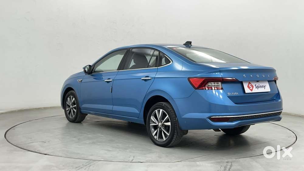 Skoda Slavia Style 1.0l Tsi Mt, 2022, Petrol