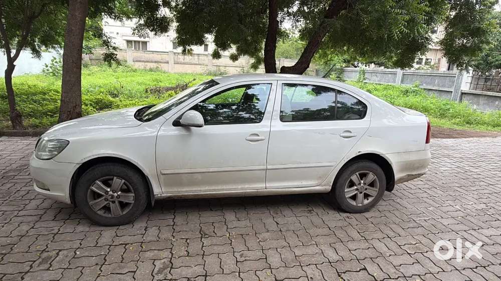 Skoda Laura Elegance 2011 110000 Km