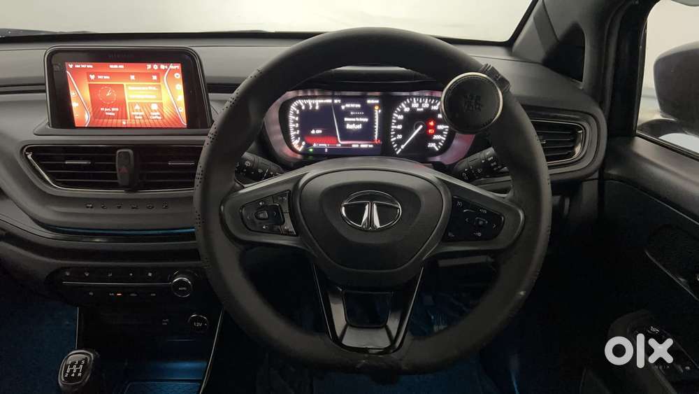 Tata Altroz 1.2 Xz Plus Dark Edition, 2023, Petrol