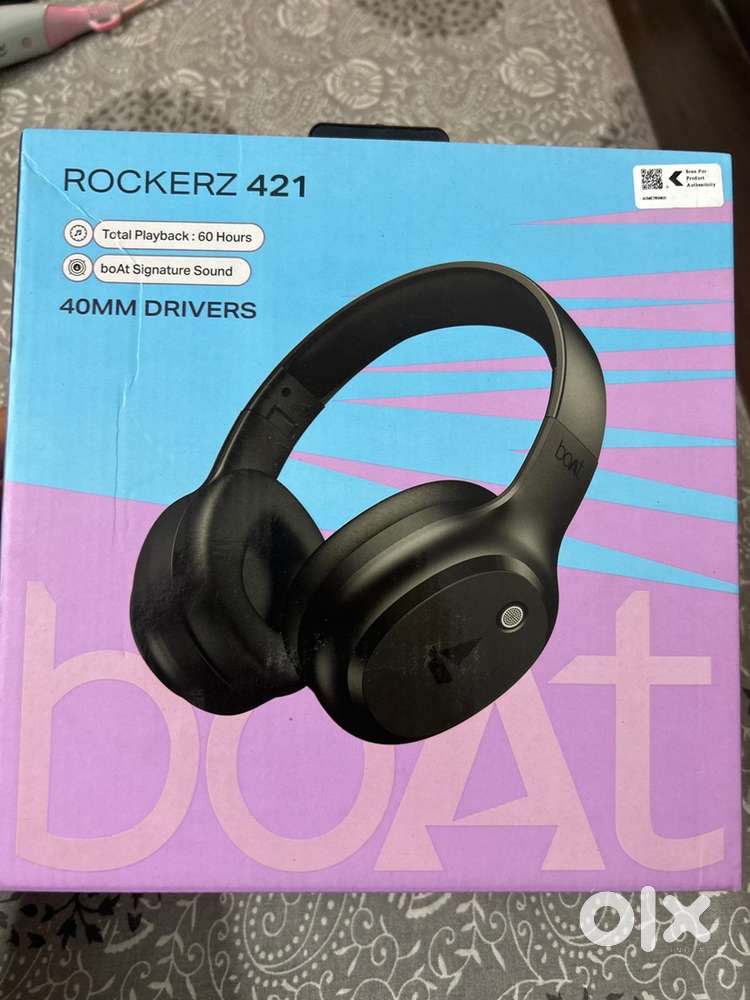Headphones Boat Rockerz 421 Seal Pack