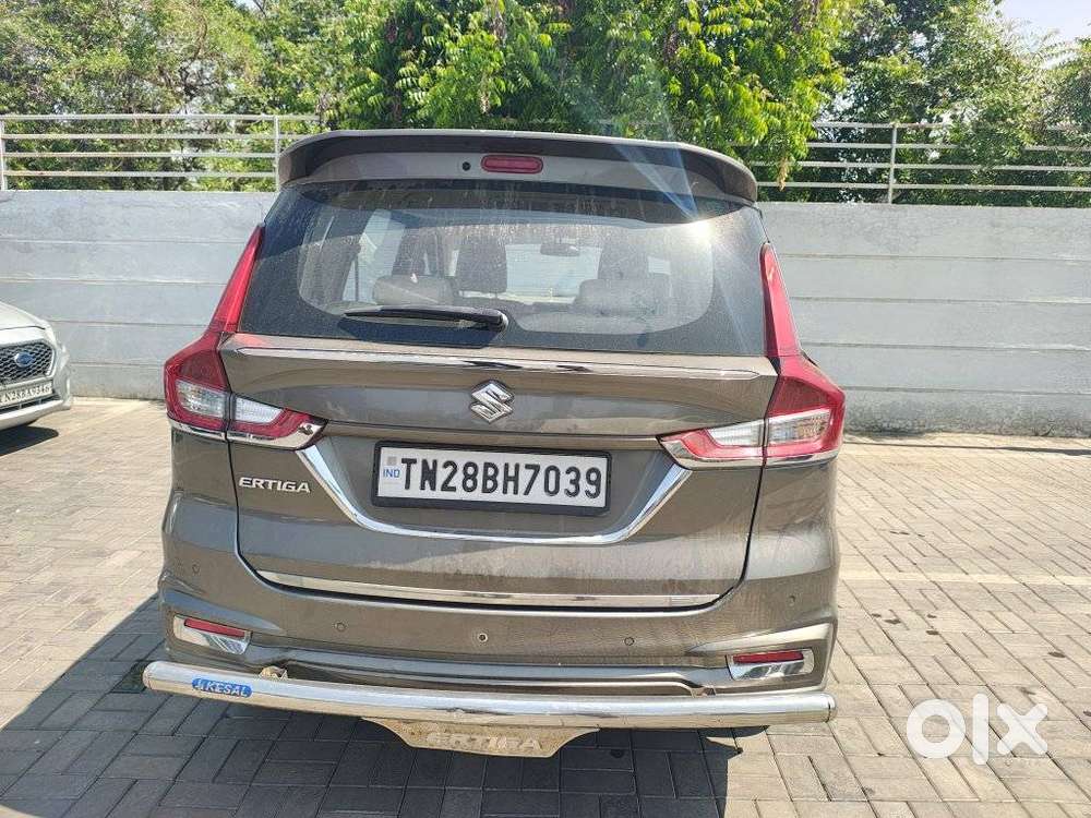 Maruti Suzuki Ertiga Zxi (o) Cng [2022-2023], 2022, Cng & Hybrids