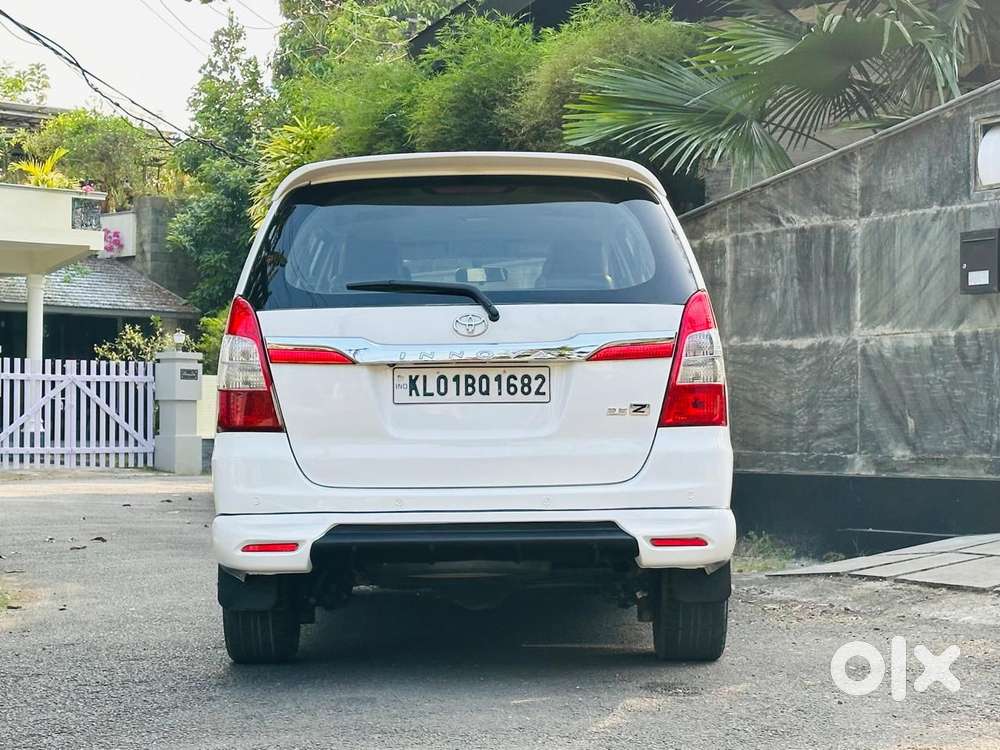 Toyota Innova 2.5 Z Diesel 7 Seater, 2014, Diesel