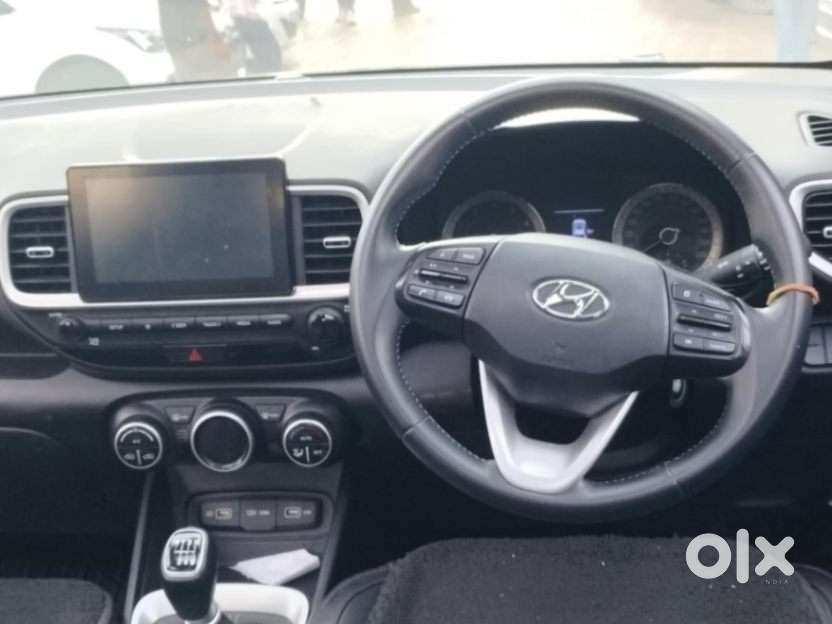 Hyundai Venue Sx Mt, 2021, Petrol