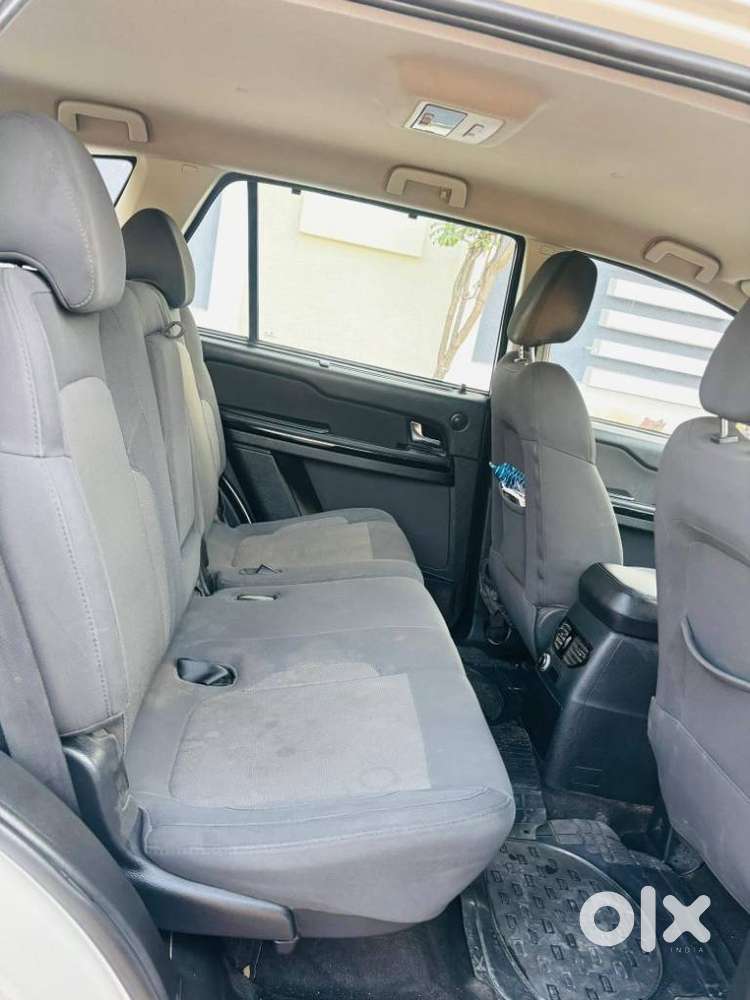 Tata Hexa 2.2 Xe 4x2 7 Str, 2018, Diesel