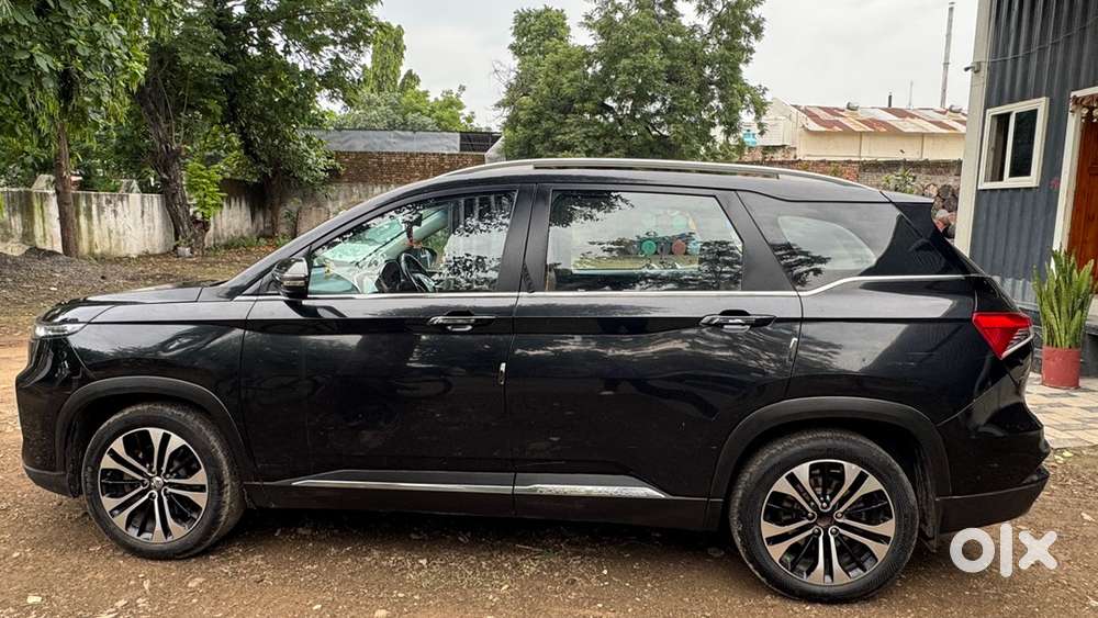 Mg Hector Plus 2021 Well Maintained With Panoramic Sunroof