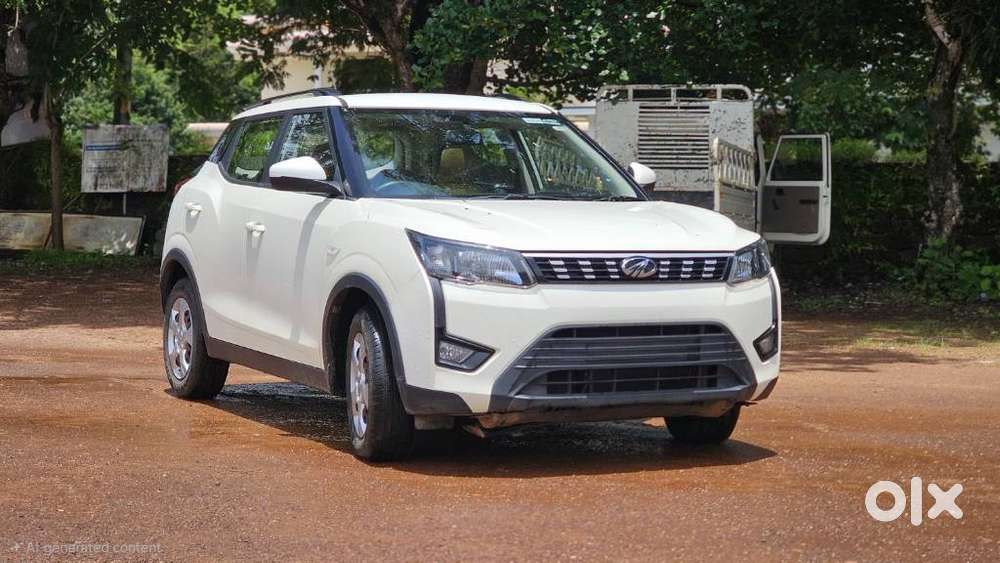 Mahindra Xuv300 W6 Amt Diesel, 2023, Diesel