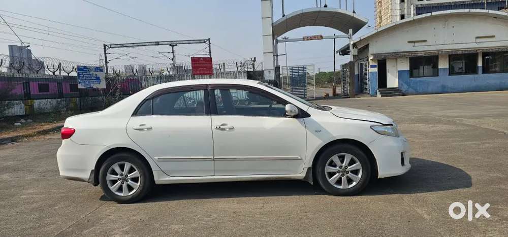 Corolla Altis [2011], Petrol