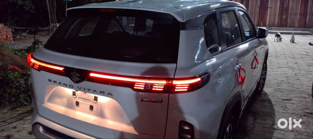 Grand Vitara Pearl White New , Very Less Driven