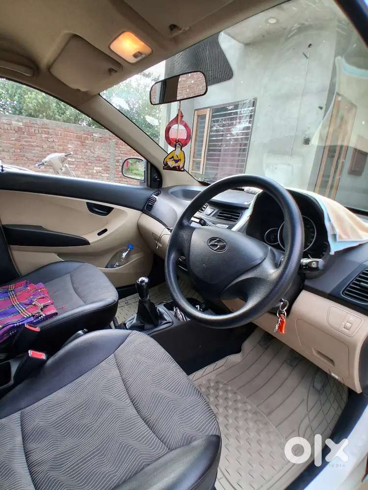 Hyundai Eon Magna + 2012