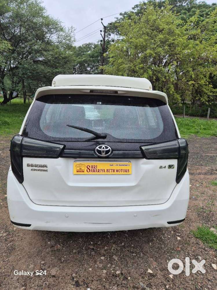 Toyota Innova Crysta 2.4 V, 2018, Diesel