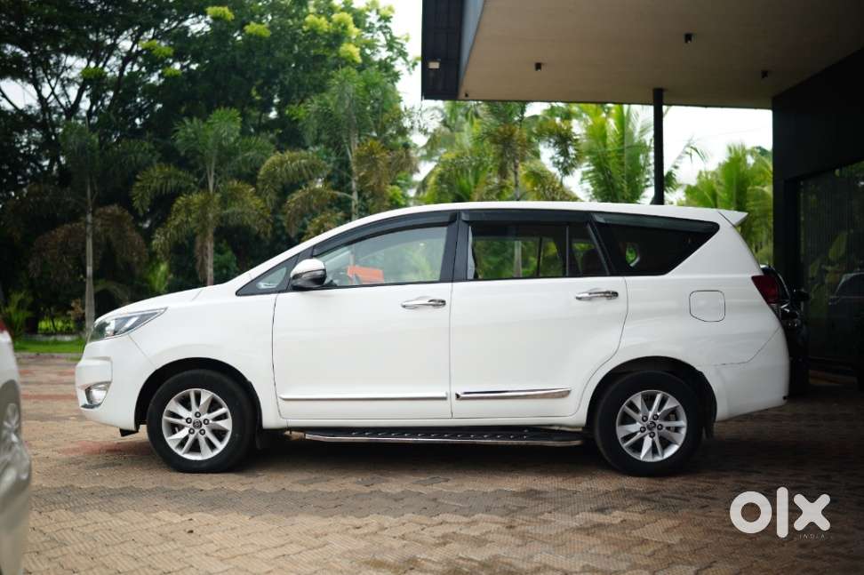 Toyota Innova Crysta 2.4 G Mt, 2018, Diesel