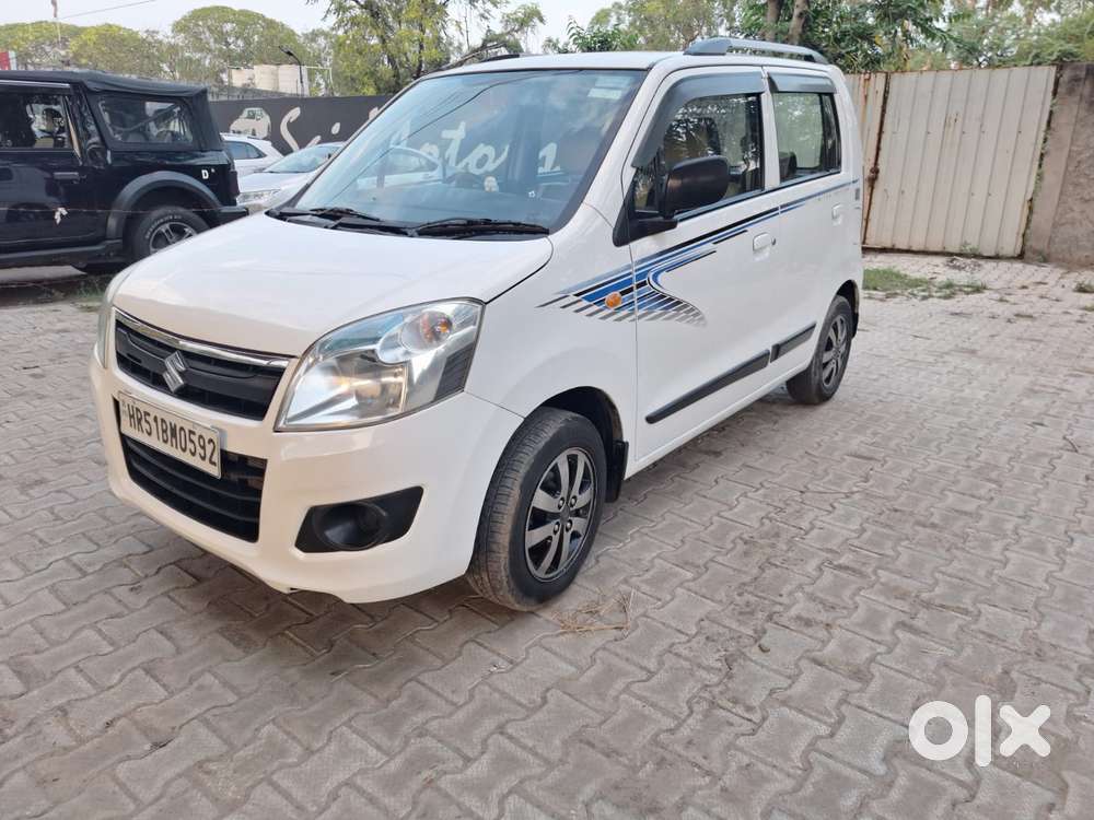 Maruti Suzuki Wagon R Lxi 1.0, 2016, Petrol