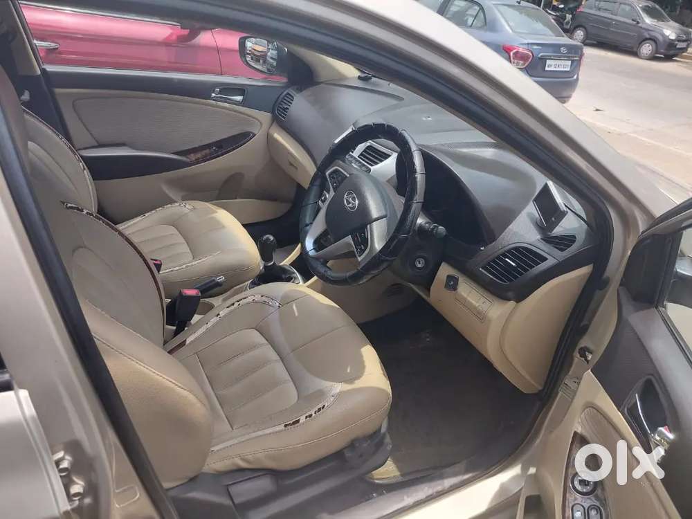Hyundai Verna 2012, Petrol +cng