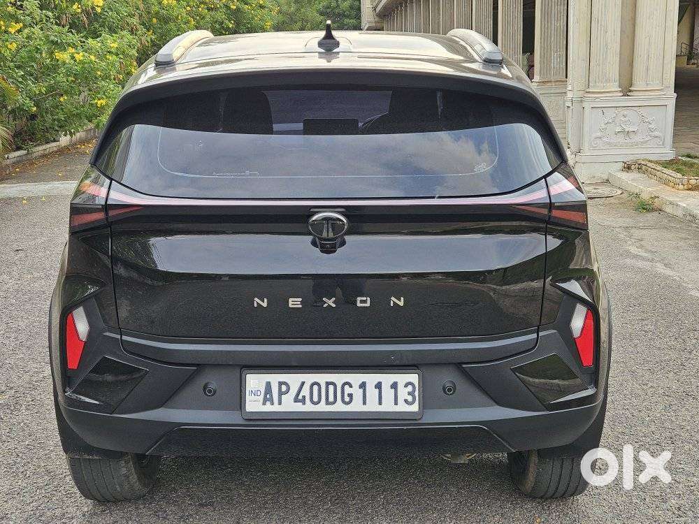 Tata Nexon Creative Plus 1.2 Petrol 6mt Dark Edition, 2024, Petrol