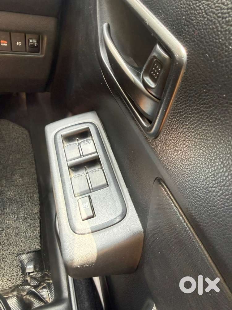 2020 Maruti Suzuki Swift Lxi Petrol Manual