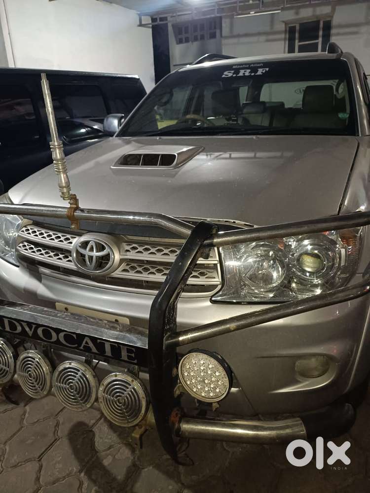 Toyota Fortuner 3.0 4x4 Manual, 2011, Diesel