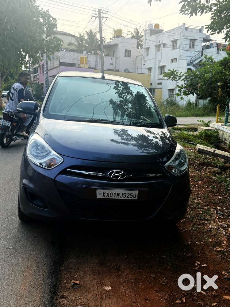Hyundai I10 Sportz 2012