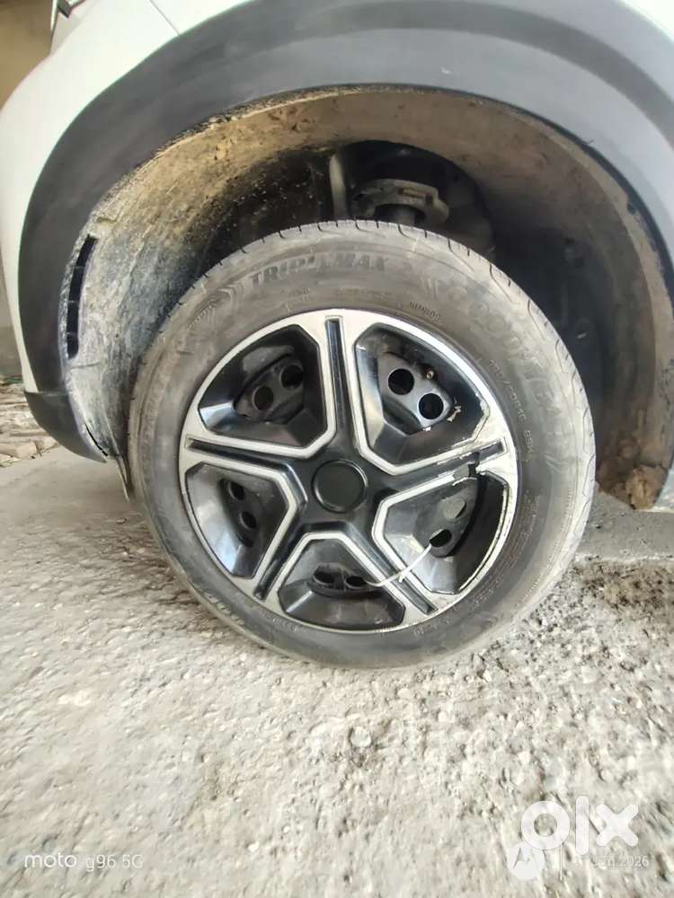 Tata Nexon 2024 Petrol 8600 Km Driven