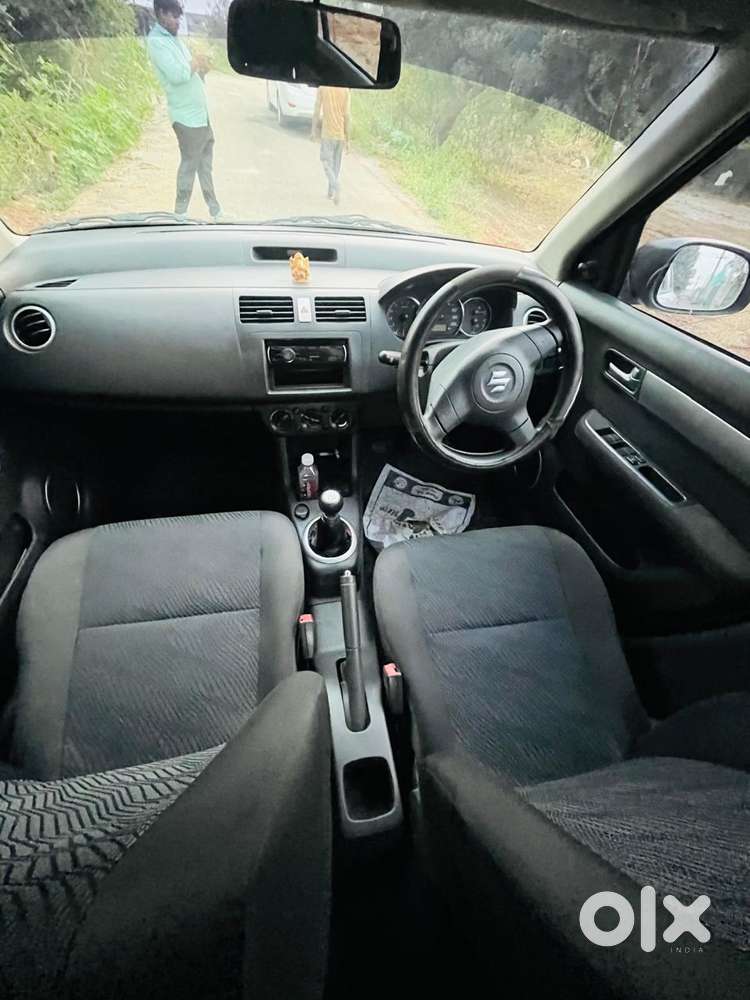 Maruti Suzuki Swift, 2010, Petrol