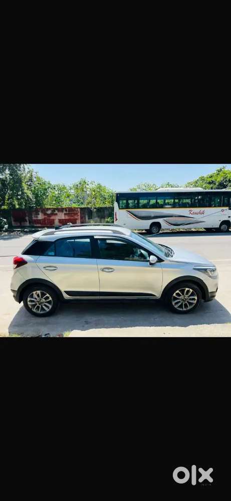 Hyundai I20 Active 2015 Petrol 70000 Km Driven