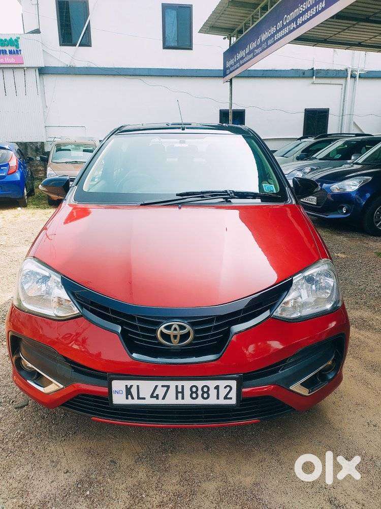 Toyota Etios Liva V Limited, 2019, Petrol