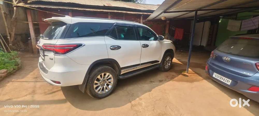 Toyota Fortuner 2023 Diesel 23000 Km Driven