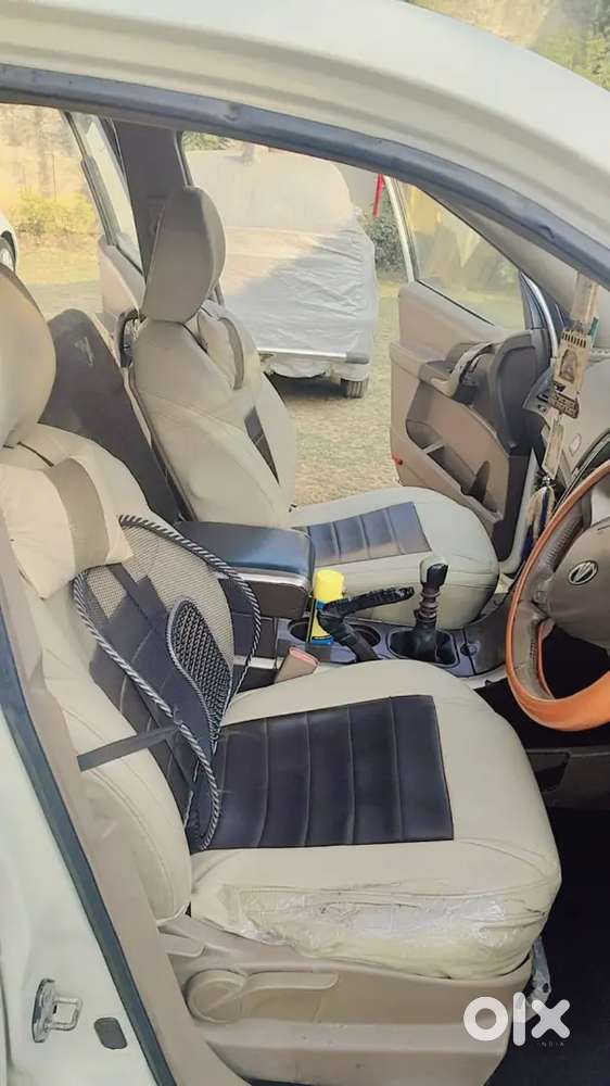 Mahindra Xuv500 Diesel 2012 Car