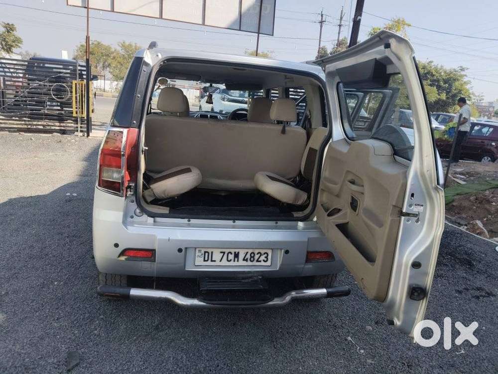 Mahindra Tuv 300 T8 Amt (automatic), 2016, Diesel