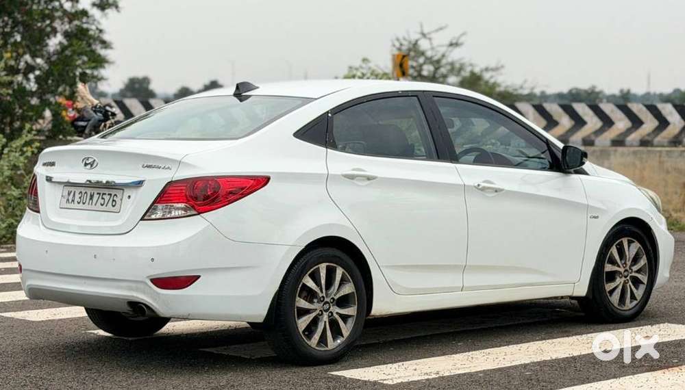 Hyundai Verna Fluidic 1.6 Crdi Sx, 2012, Diesel