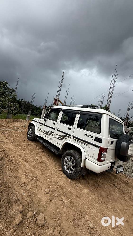 Single Handed Use Mahindra Bolero