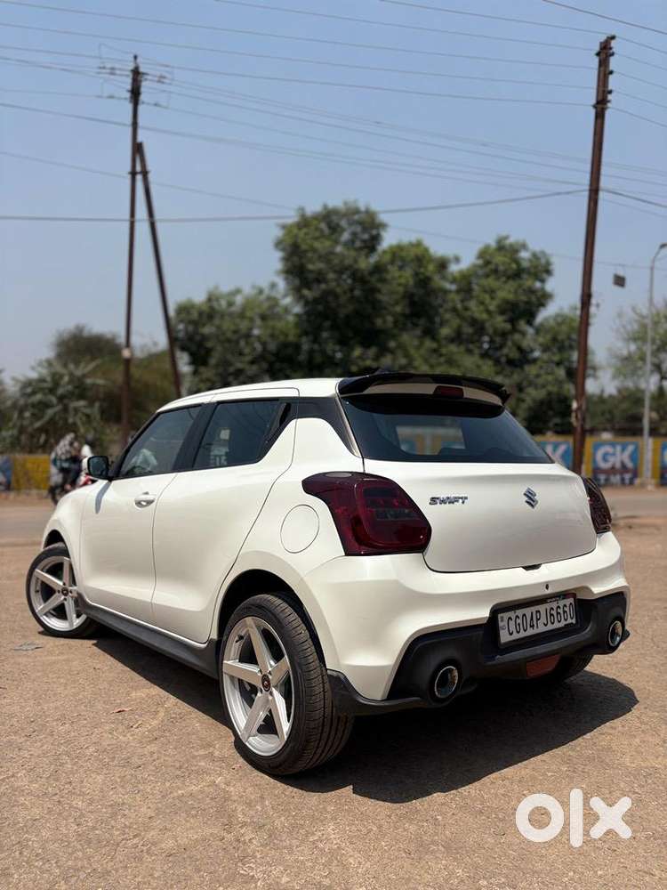 Maruti Suzuki Swift 2023 Petrol Well Maintained