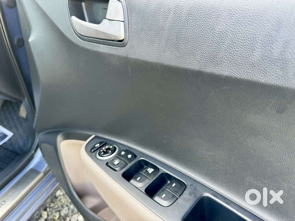 Hyundai Grand I10 At Sportz, 2014, Petrol