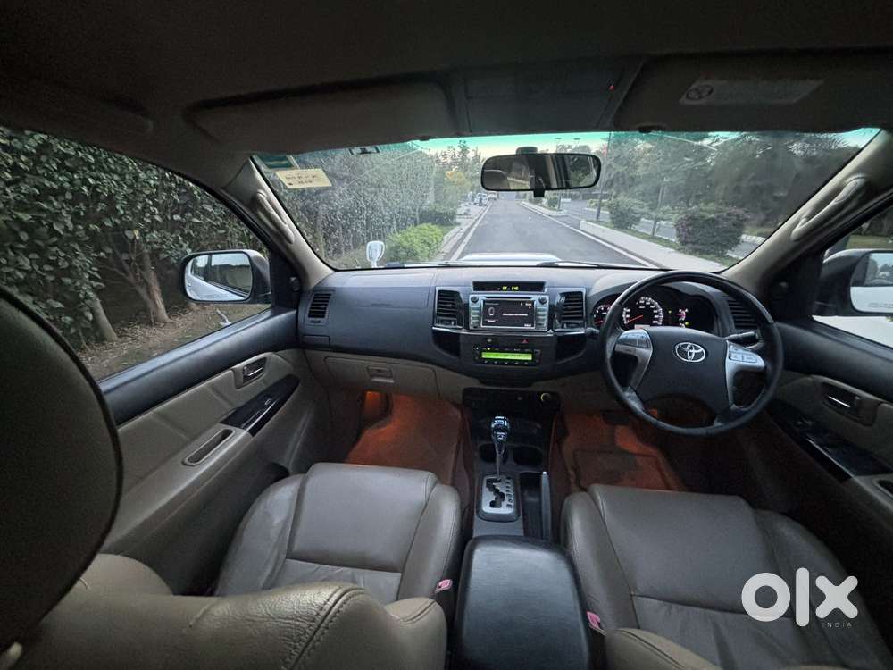 Toyota Fortuner 2011-2016 4x2 At, 2015, Diesel