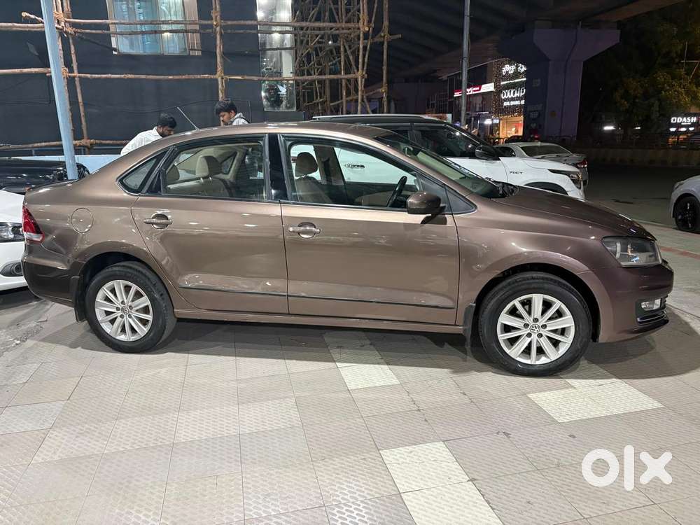 Volkswagen Vento 2010-2013 Petrol Highline At, 2016, Petrol