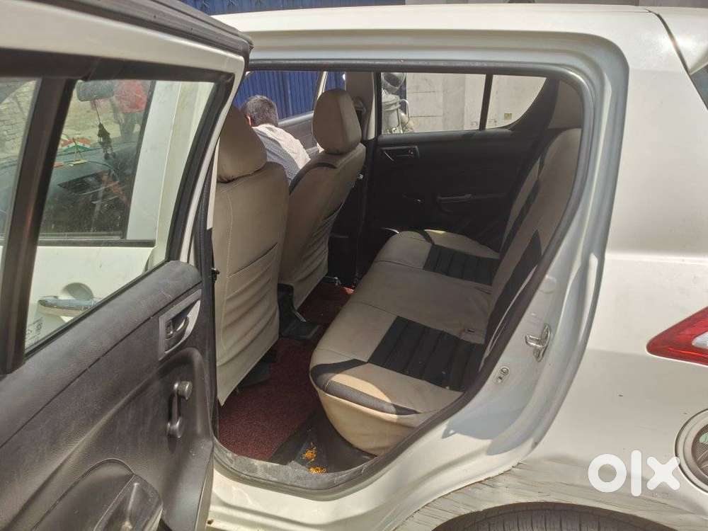 Maruti Suzuki Swift, 2013, Petrol