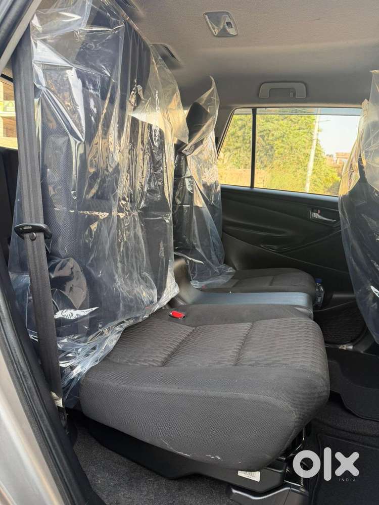 Toyota Innova Crysta [2016-2020] 2.4 Gx At 7 Str, 2018, Diesel