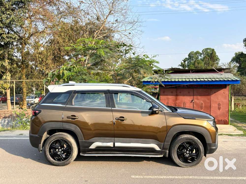 Maruti Suzuki Brezza 1.5 Zxi Smart Hybrid Dual Tone, 2023, Petrol