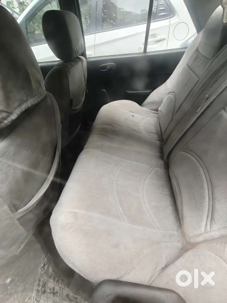 Maruti Suzuki Esteem Lxi 2002 Car