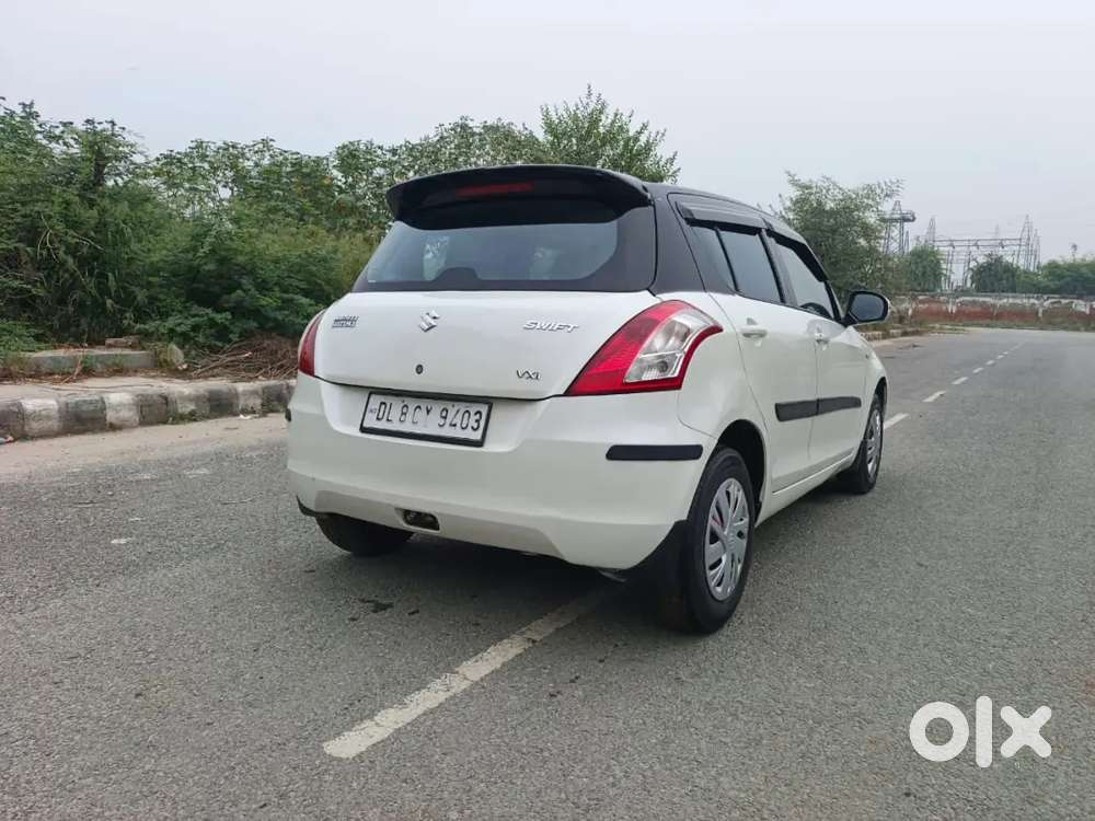 Maruti Suzuki Swift Vxi 2016