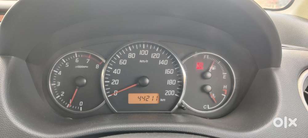 Maruti Suzuki Swift Dzire Vxi Optional, 2011, Petrol
