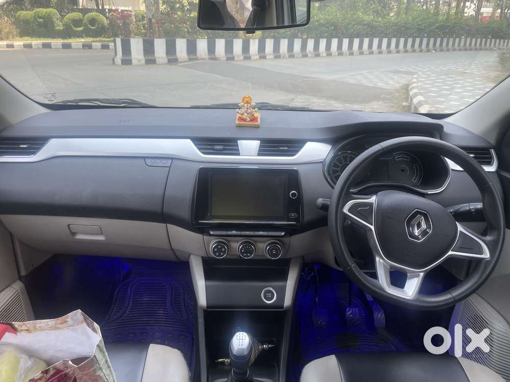 Renault Triber Rxz, 2021, Petrol