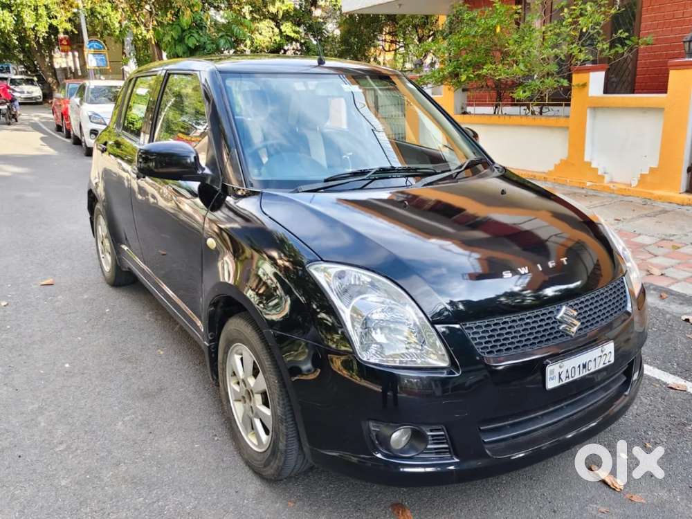 Maruti Suzuki Swift 1.3 ZXI, 2006, Petrol