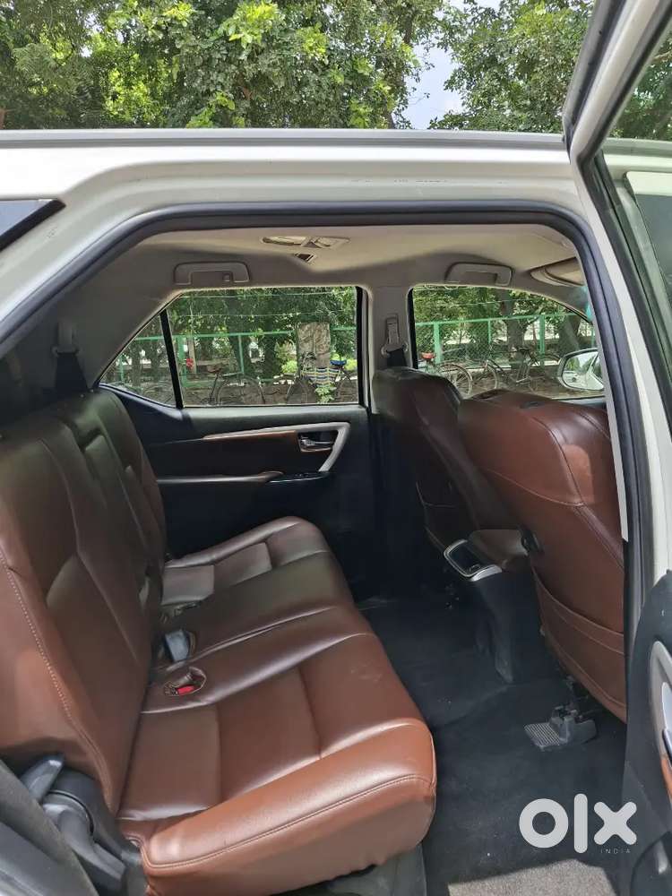 Toyota Fortuner Diesel At 2019 1 Owner