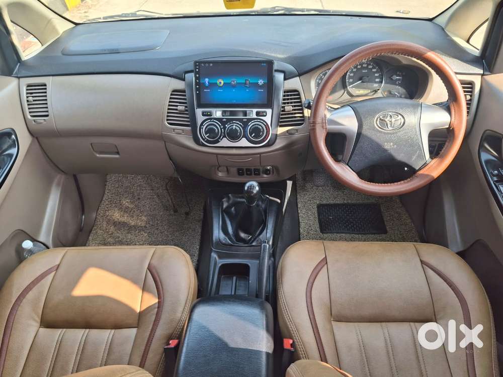 Toyota Innova 2.5 G (diesel) 8 Seater, 2015, Diesel
