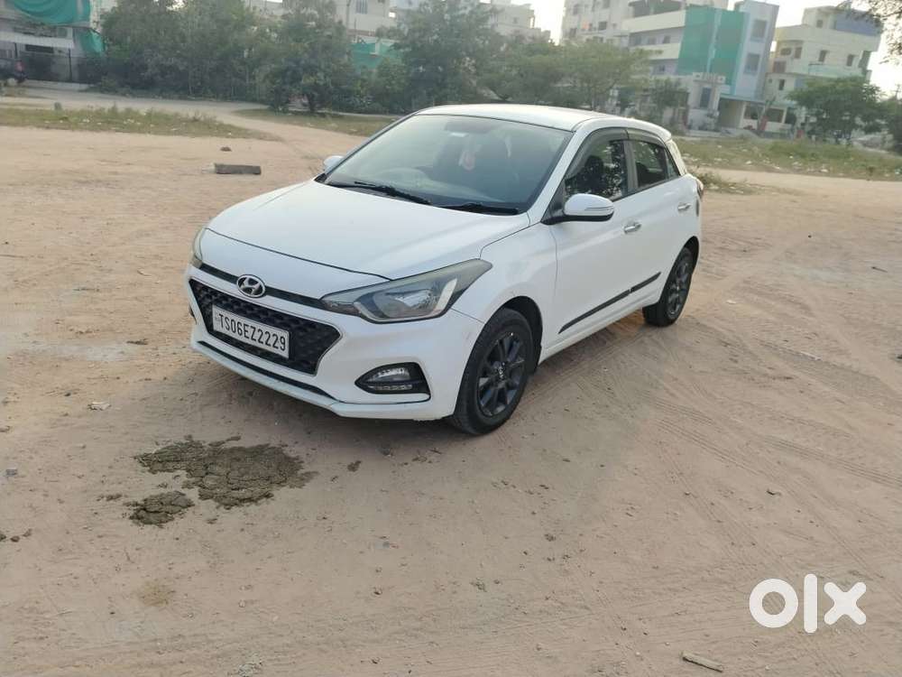 Hyundai I20 Sportz Plus Cvt, 2020, Petrol