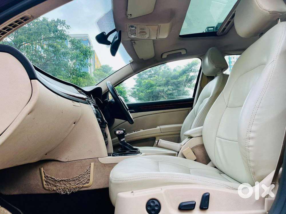 Skoda Superb, 2012, Petrol