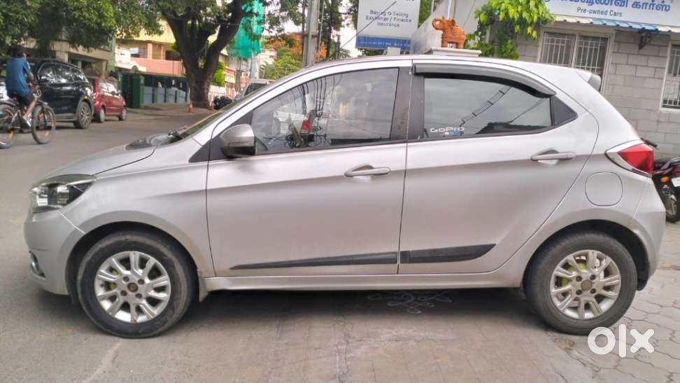 Tata Tiago Xz, 2016, Petrol