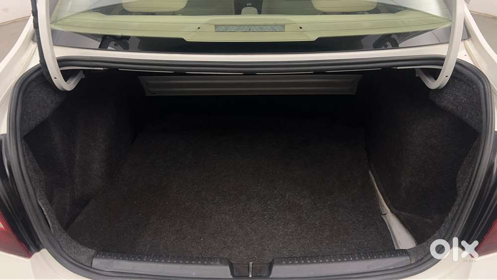 Skoda Rapid 1.0 Style At, 2020, Petrol